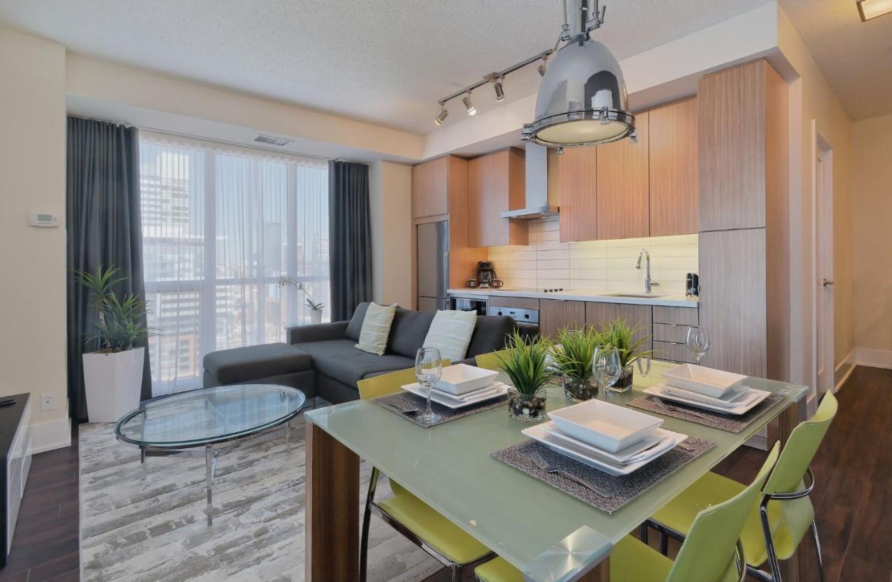 Delsuites - 300 Front Street - 30 Night Stays Toronto Extérieur photo